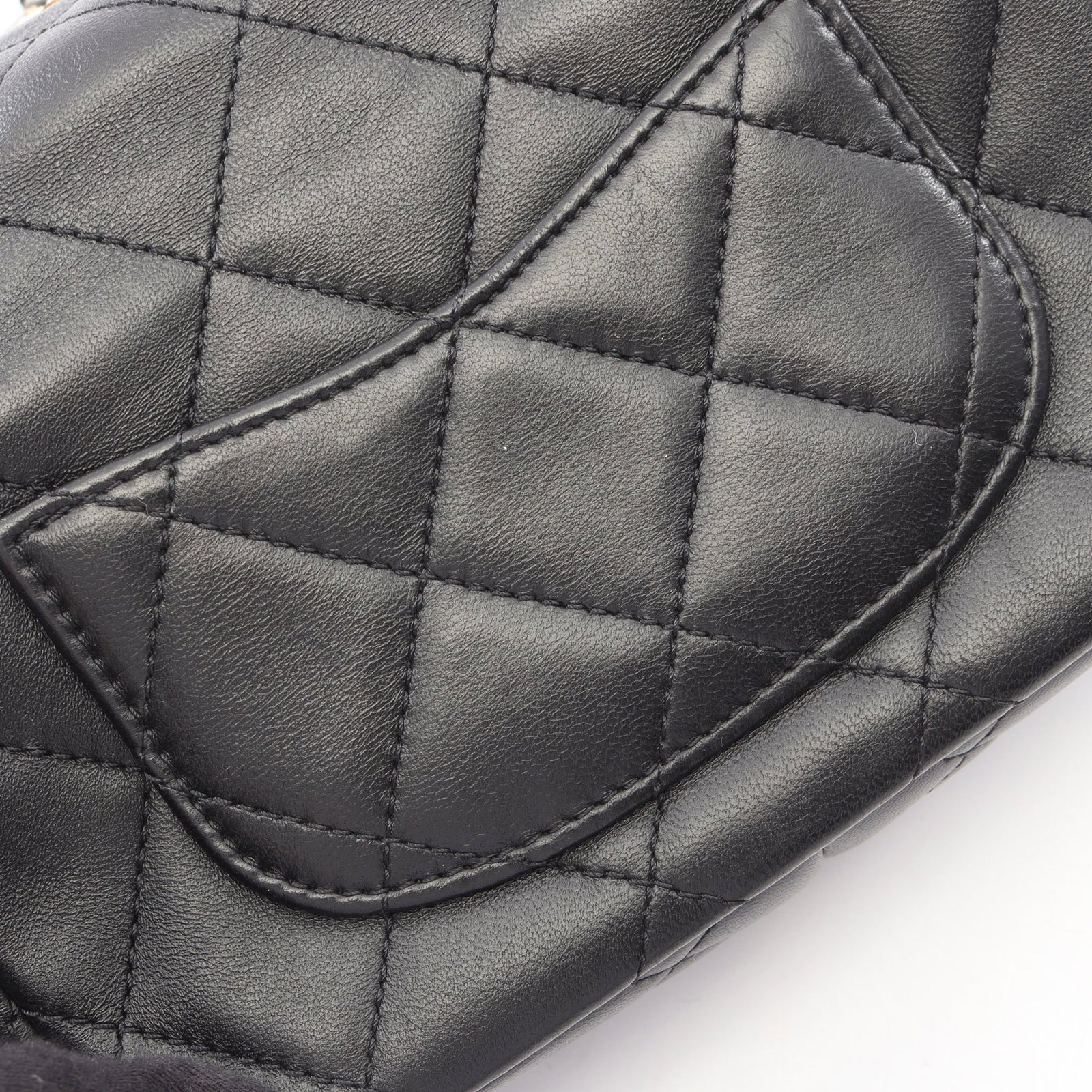 Chanel Chain Bag Black - 10