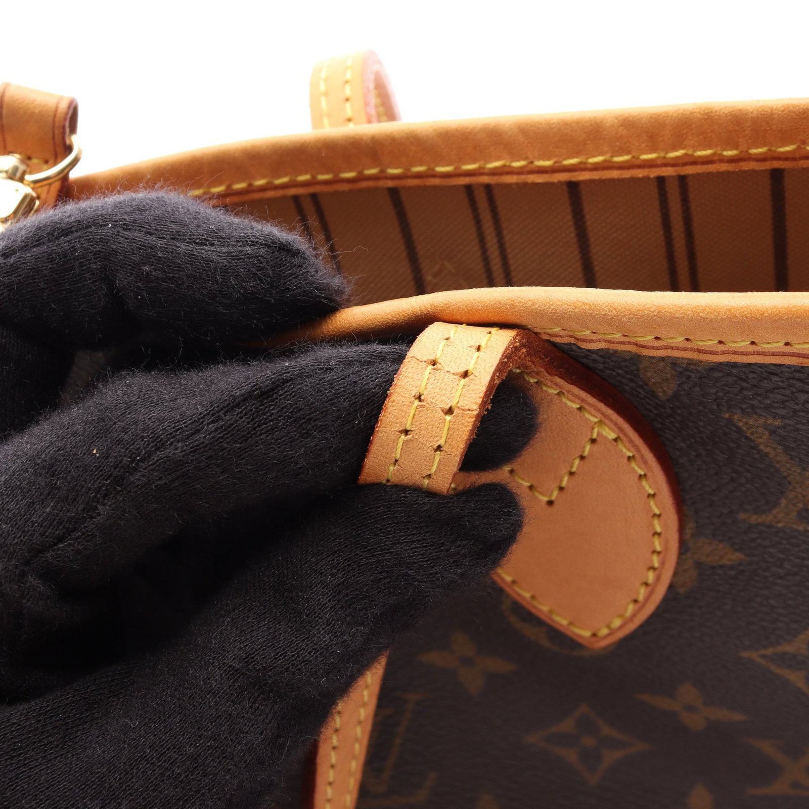 LV Neverfull MM Monogram Tote - 15