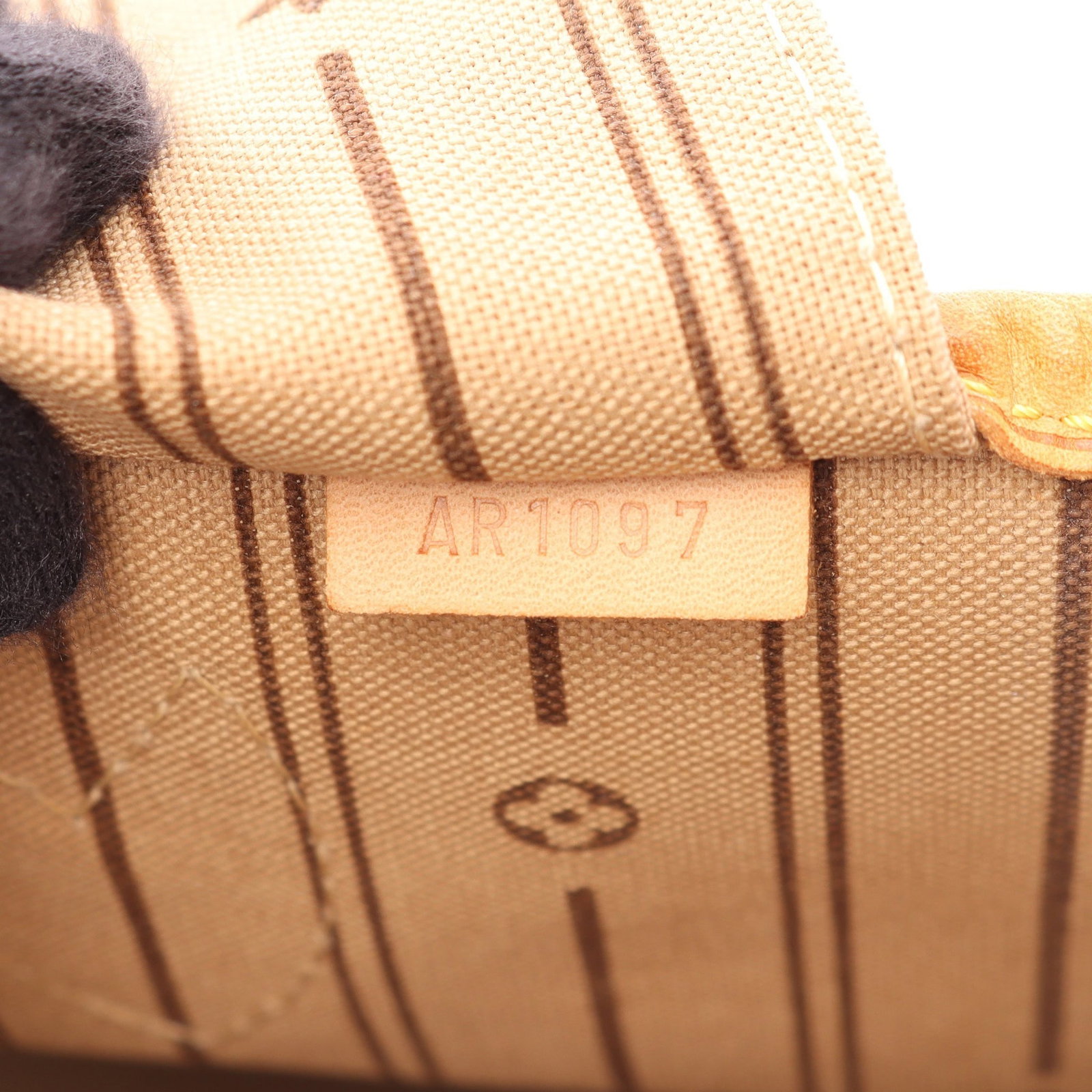 LV Neverfull MM Monogram Tote - 5