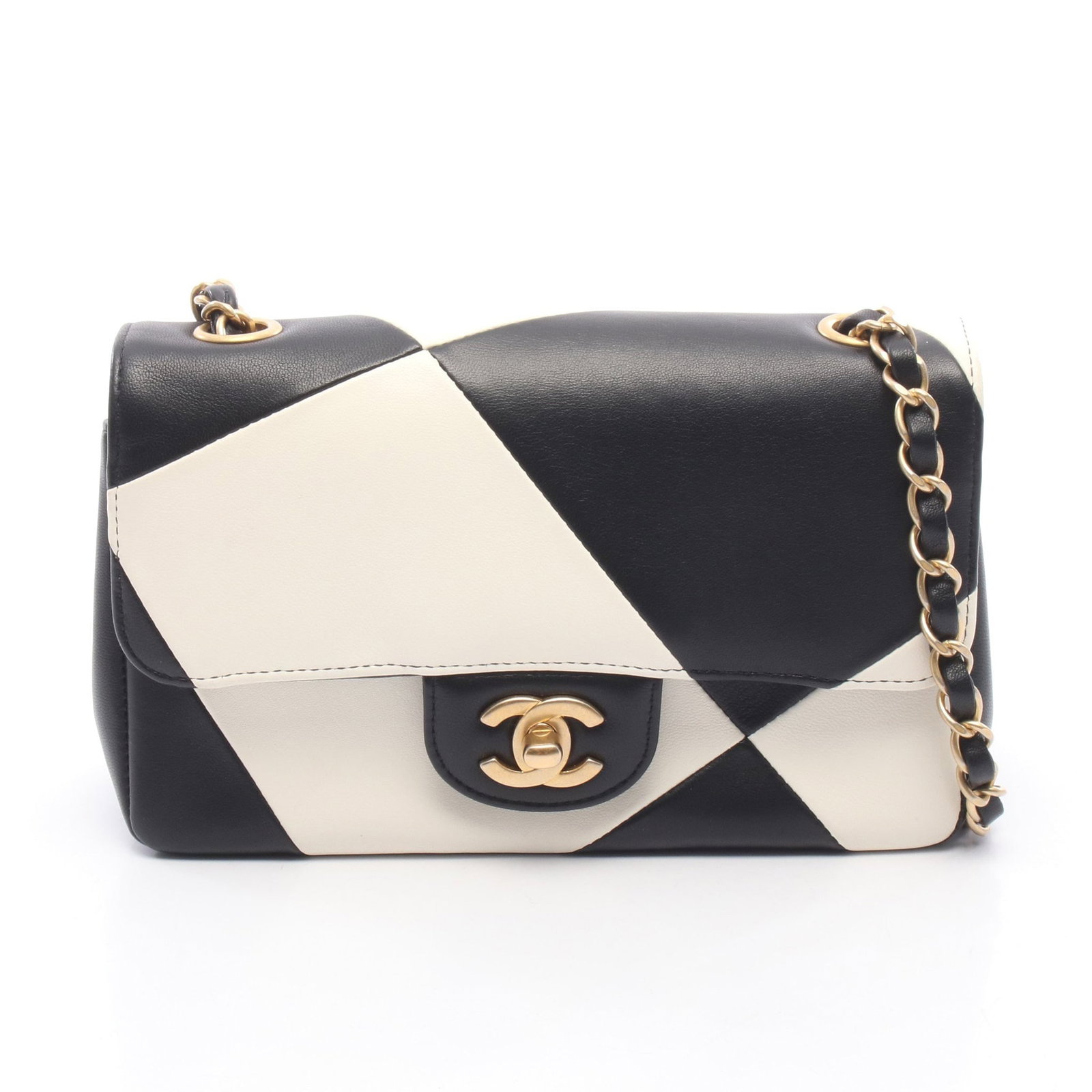 Chanel Chain Bag Black White: Black and white lambskin chain shoulder bag with gold-tone hardware.