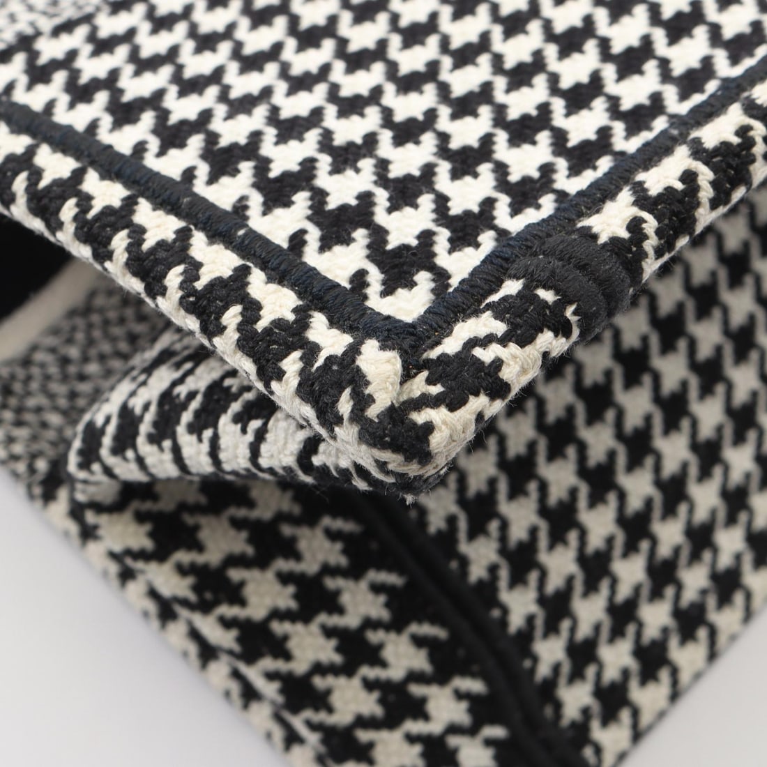 Dior Book Tote Medium Houndstooth - 6