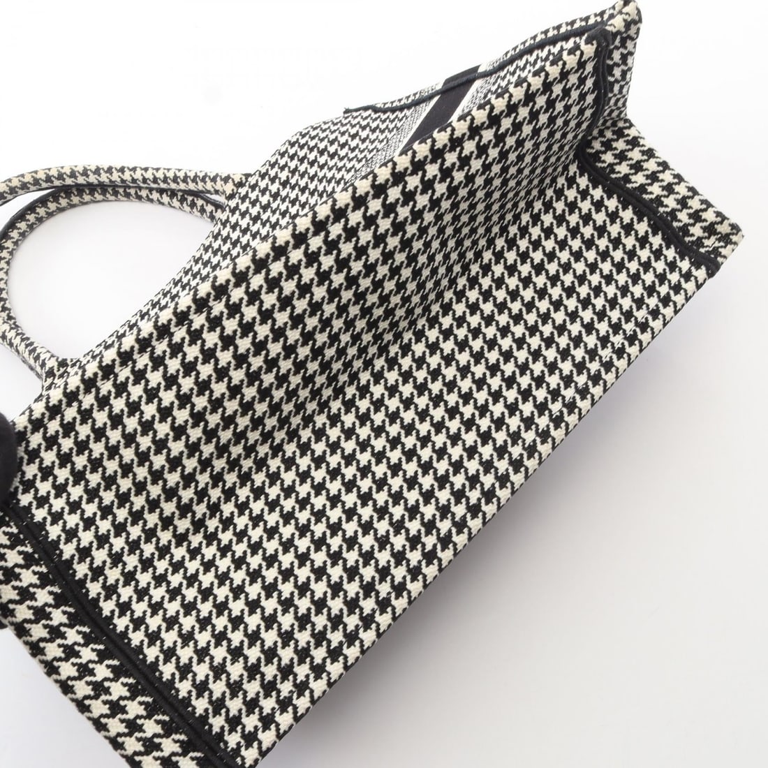 Dior Book Tote Medium Houndstooth - 7