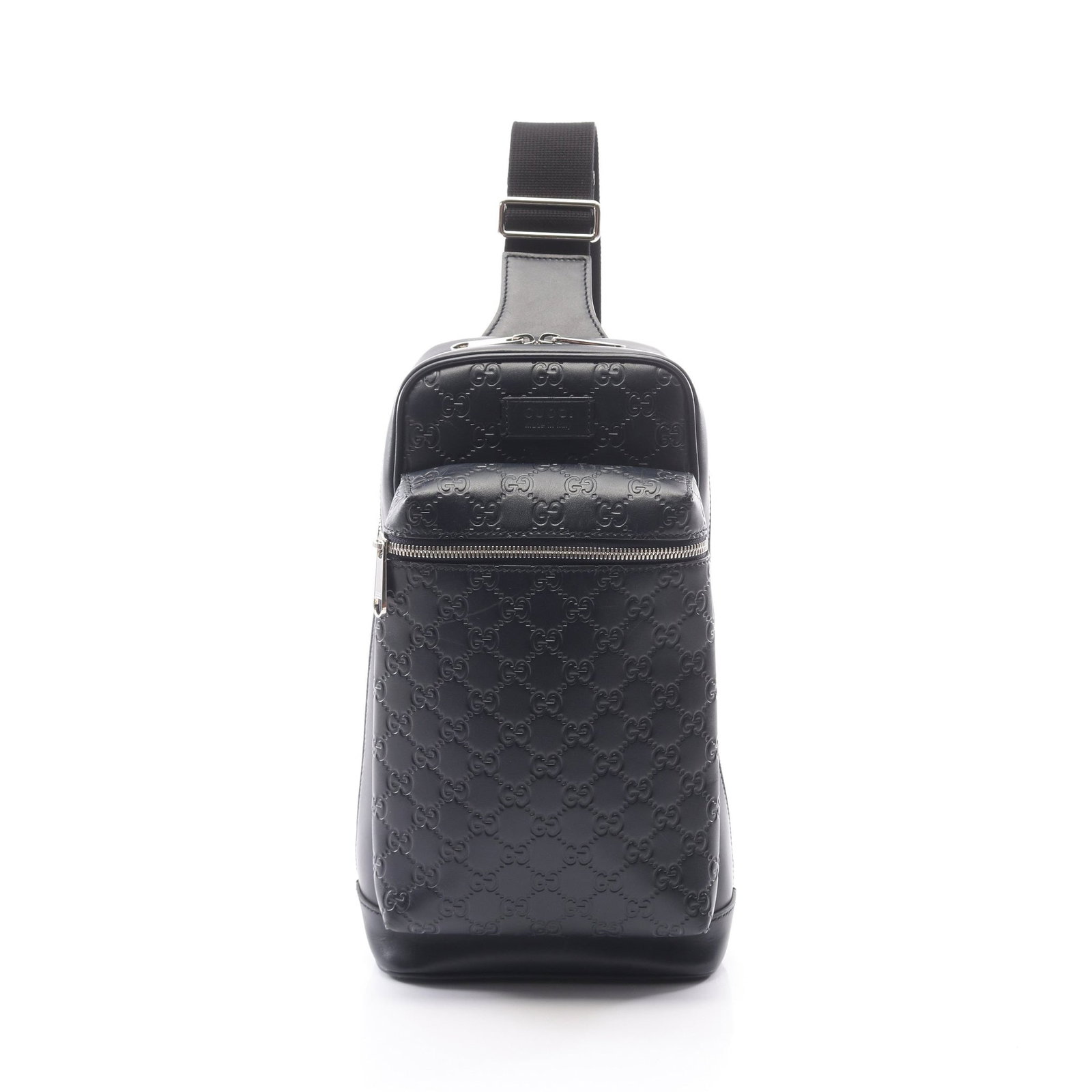Gucci Guccissima Body Bag Navy: Authentic and authenticated Gucci Guccissima body bag in navy leather. Model 450970. Approx. 34H x 15/20W x 9D cm with 69-116 cm strap. No accessories listed.