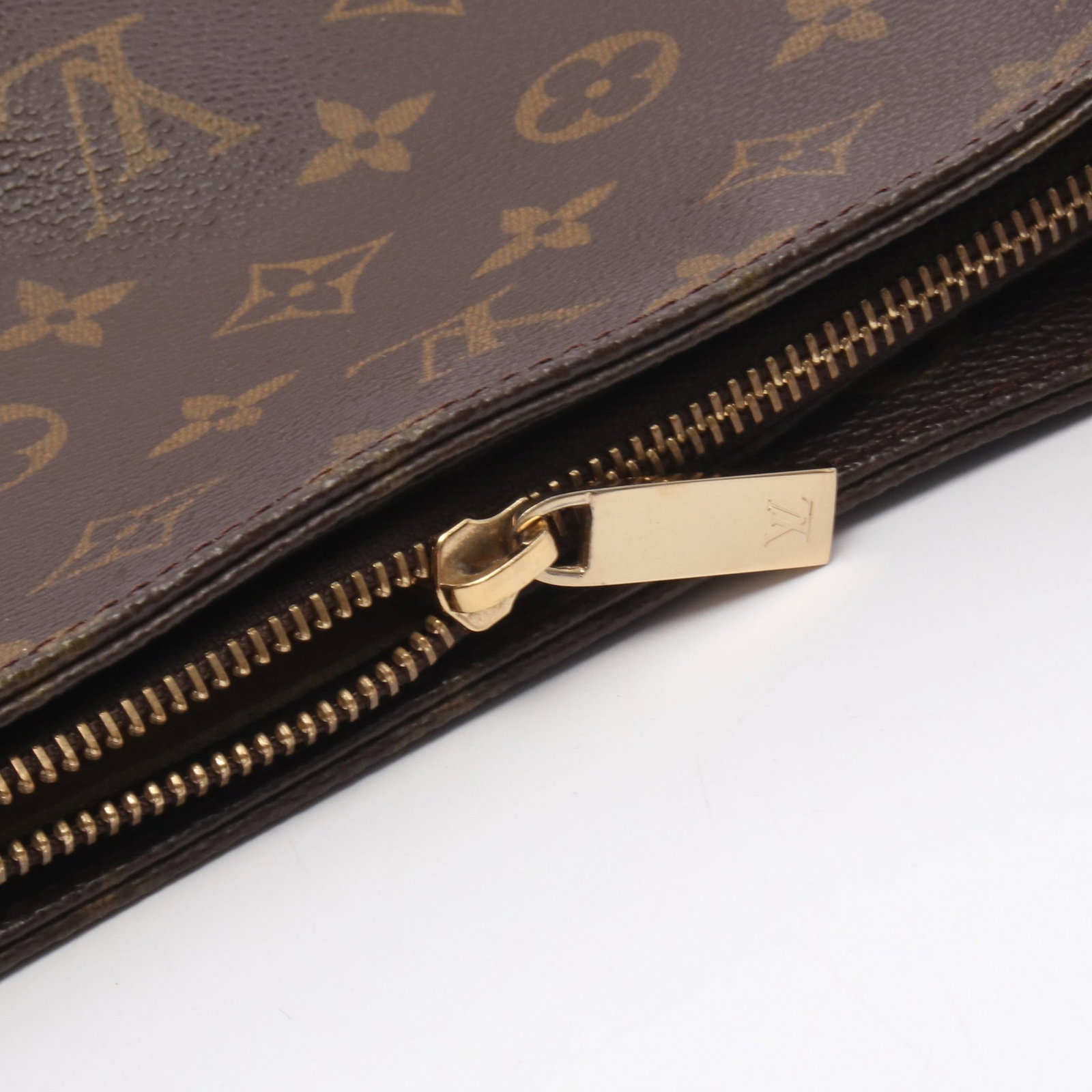 LV Looping GM Monogram Shoulder Bag - 11