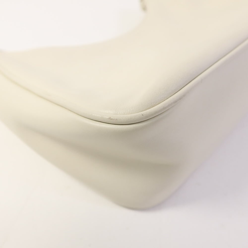 Prada Re-Edition 2005 White - 17