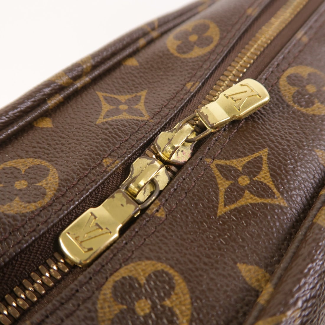 Louis Vuitton Sac Bosphore Brown - 13