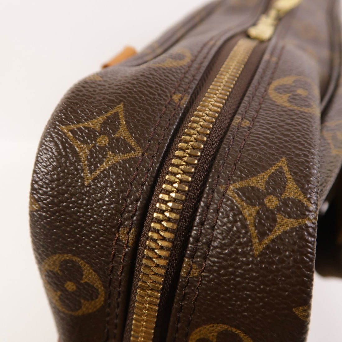 Louis Vuitton Sac Bosphore Brown - 14