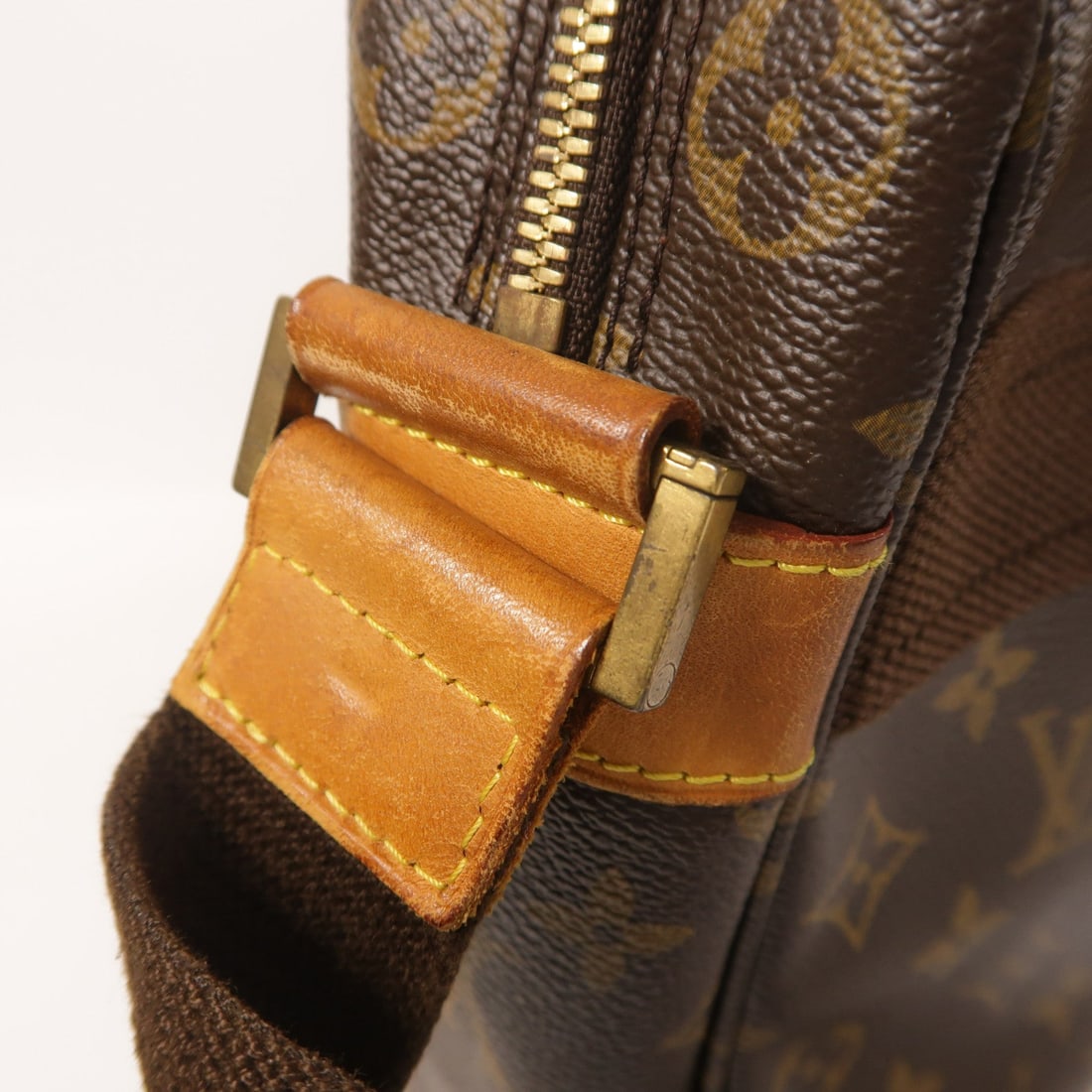 Louis Vuitton Sac Bosphore Brown - 15
