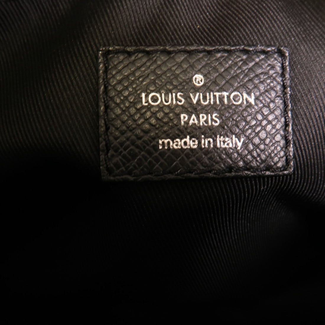 Louis Vuitton Outdoor Messenger - 10