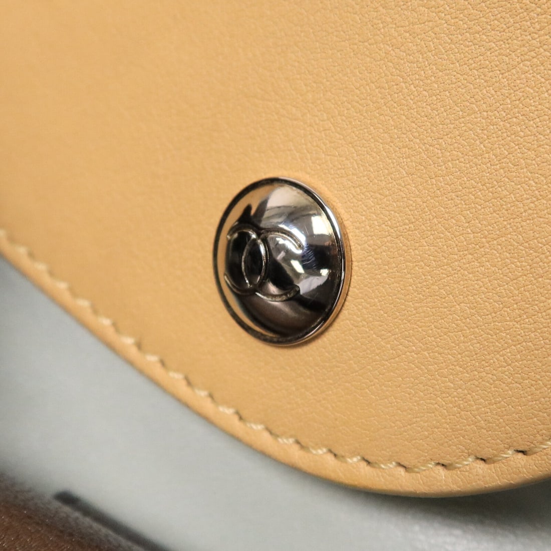 Chanel Tote Bag Beige - 15