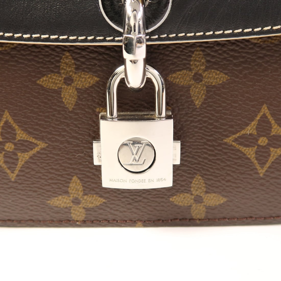 LV Chain It 2 Way Monogram - 10