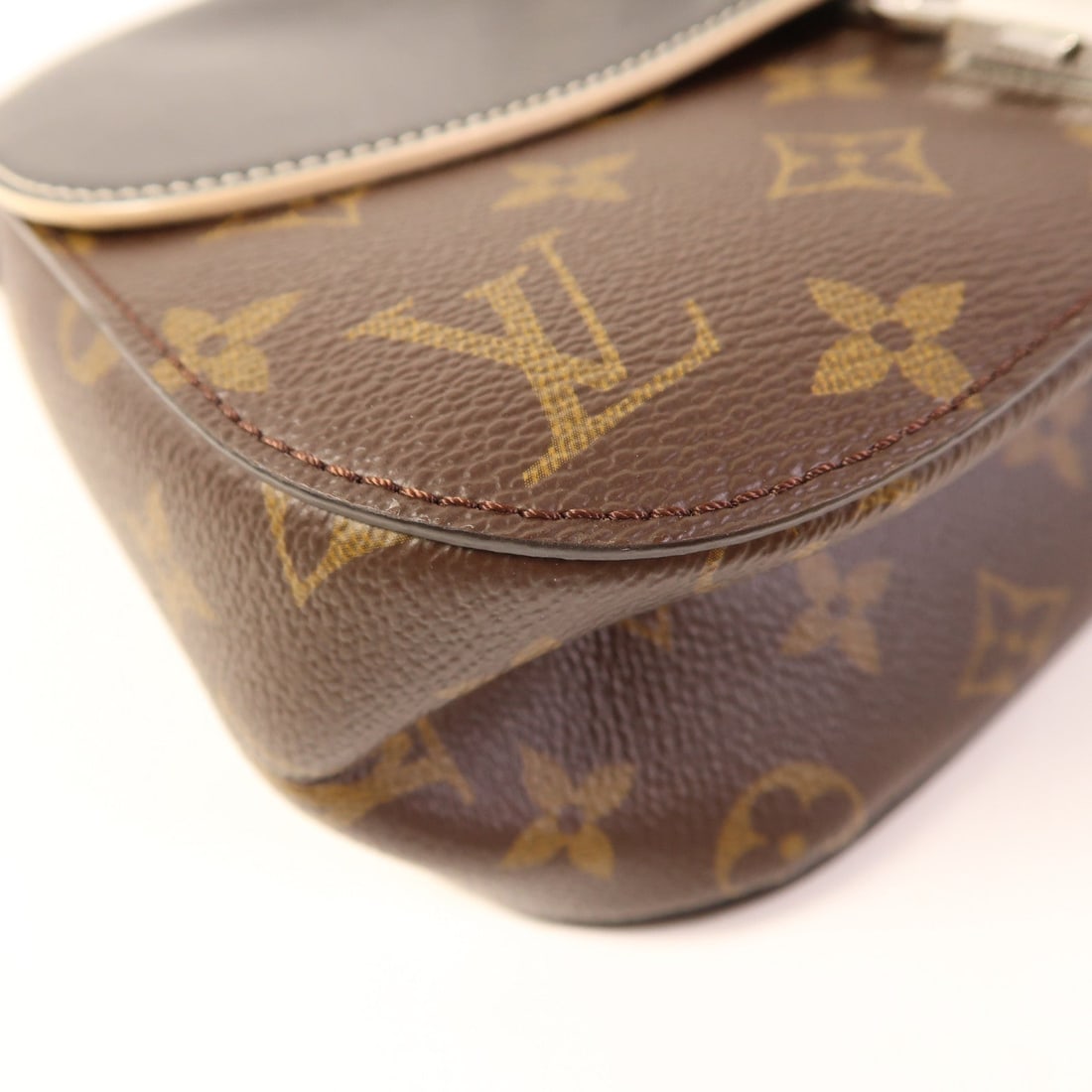 LV Chain It 2 Way Monogram - 13