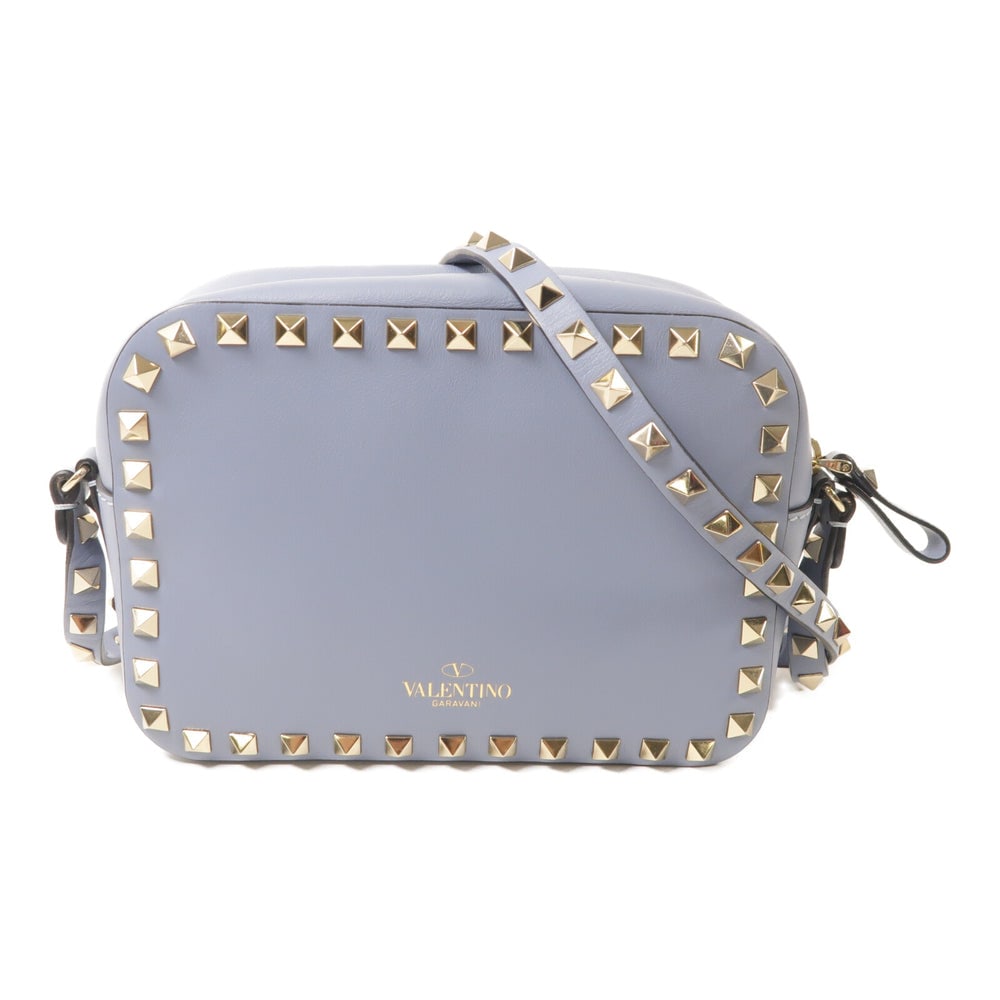 Valentino Rockstud Shoulder Bag Blue: Authentic and authenticated Valentino Garavani Rockstud shoulder bag in blue calfskin. Product no. TV-M809B0L0. Approx. 17.5W x 13H x 5D cm with 110-120 cm strap. Includes storage bags.