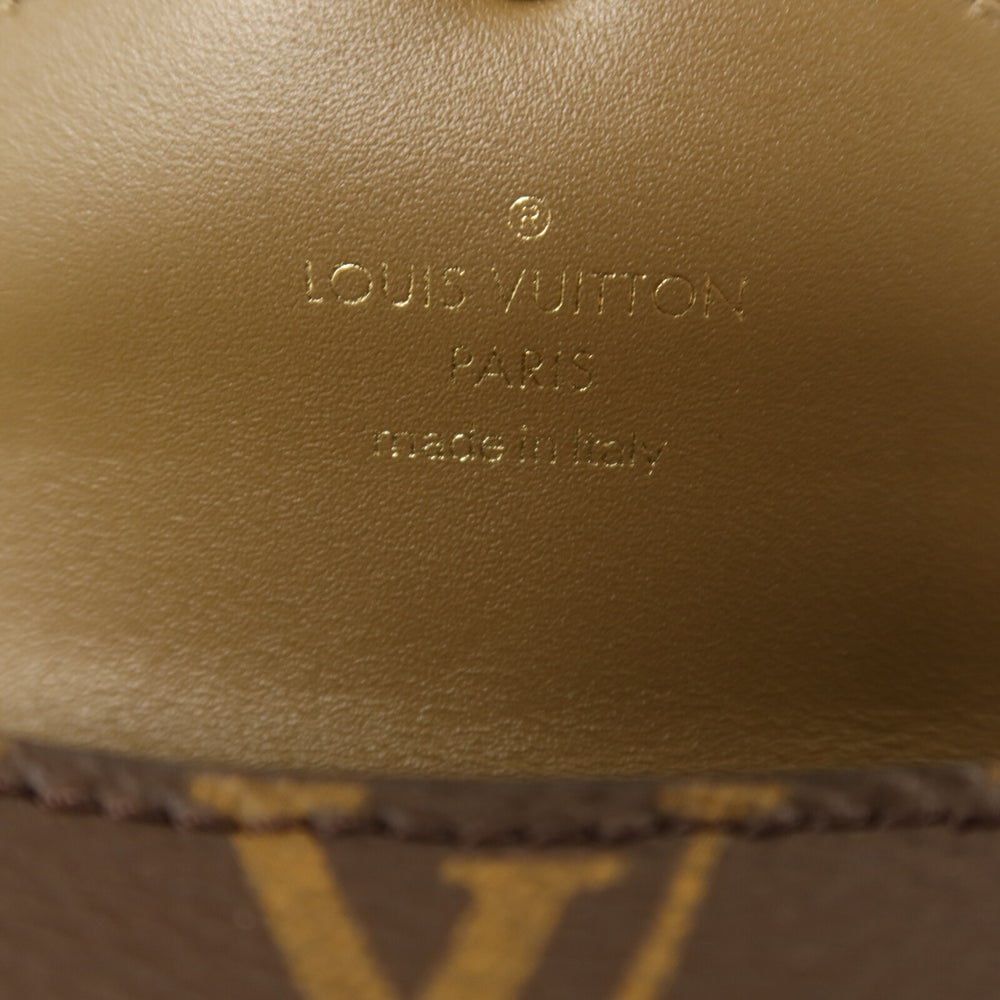 Louis Vuitton Utility 2 Way Bag - 18