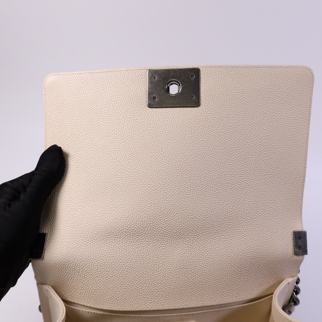 Chanel Boy 25 Beige - 15