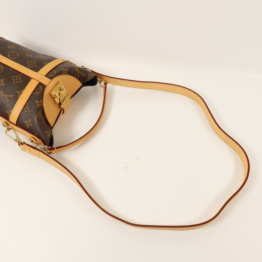 LV Duffle 2 Way Monogram Bag - 8