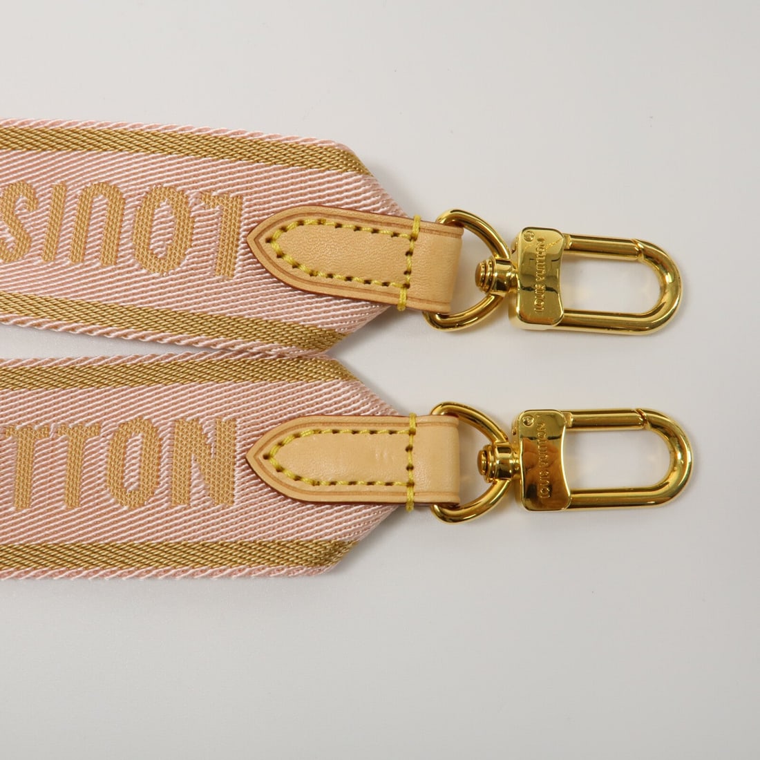 Louis Vuitton Multi Pochette - 12