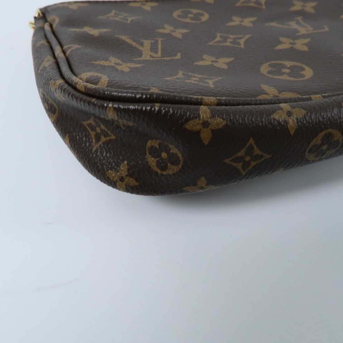 Louis Vuitton Multi Pochette - 16