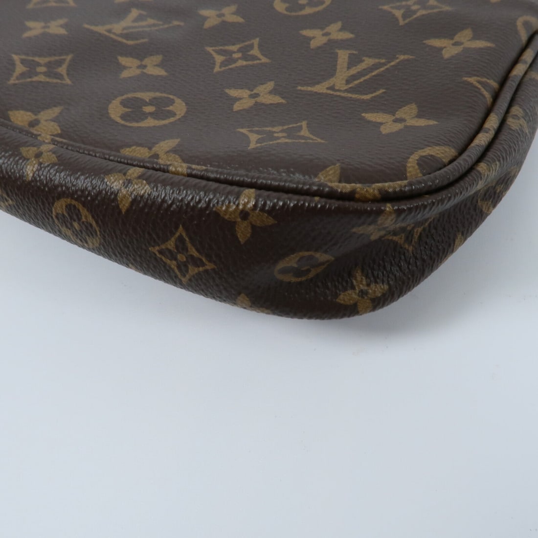Louis Vuitton Multi Pochette - 17