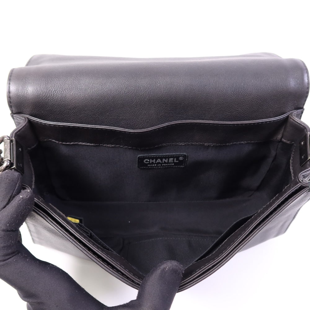 Chanel Boy 28 Chain Black - 13