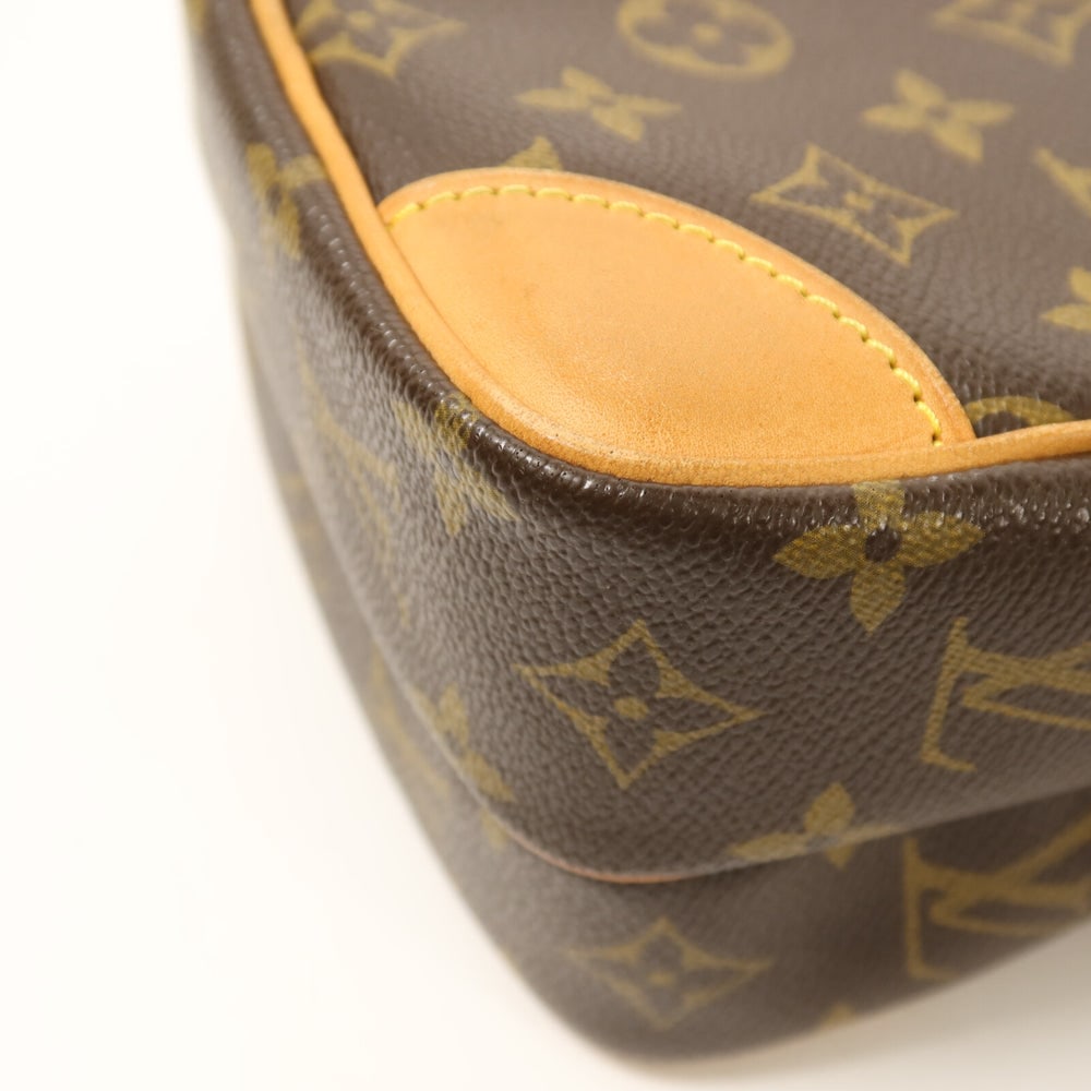 Louis Vuitton Amazon Monogram Bag - 14
