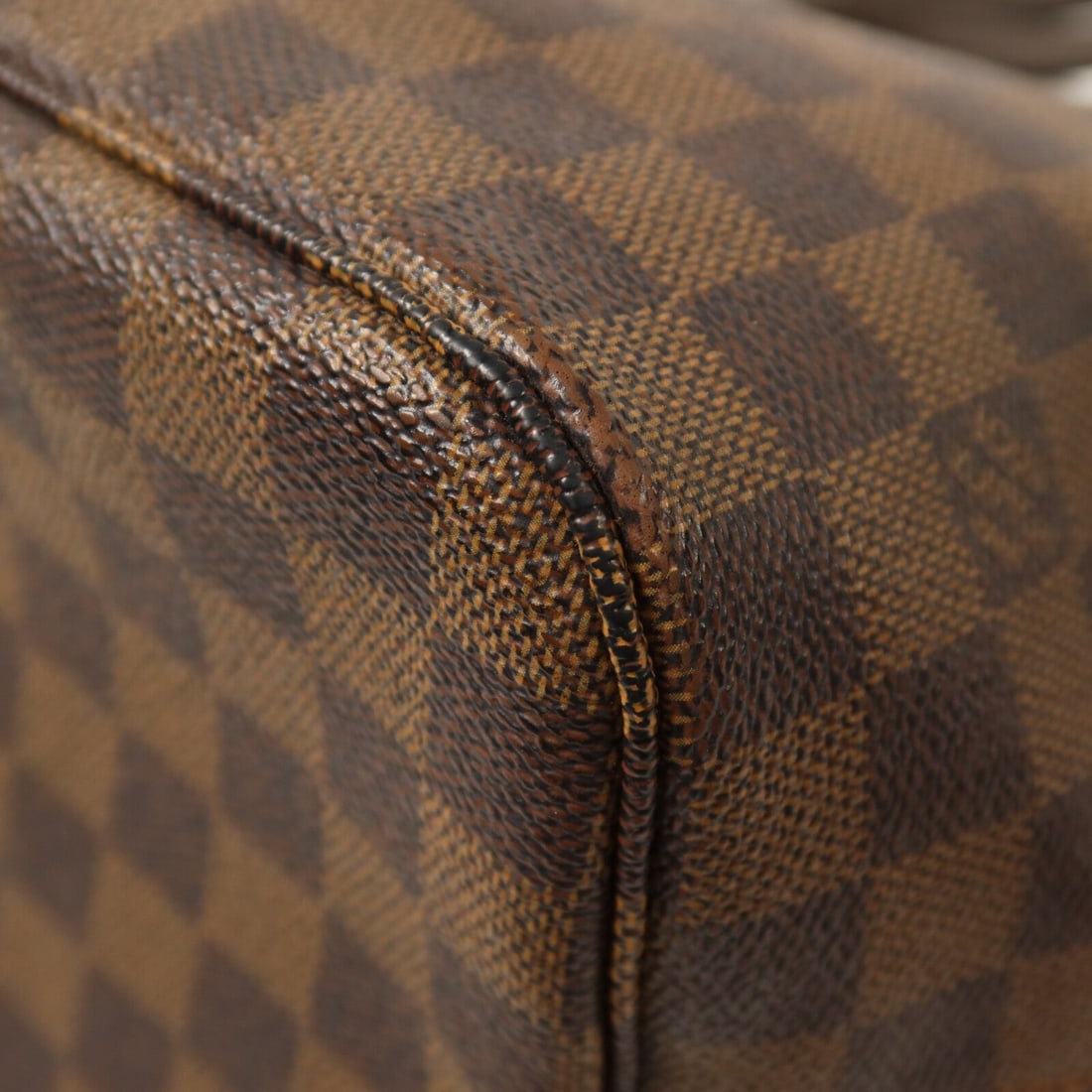 LV Neverfull MM Damier Tote - 15