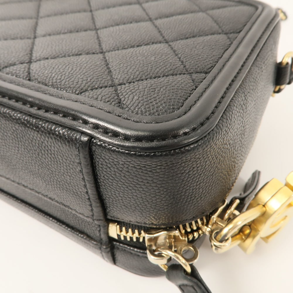 Chanel Vanity Case 17 Black - 16