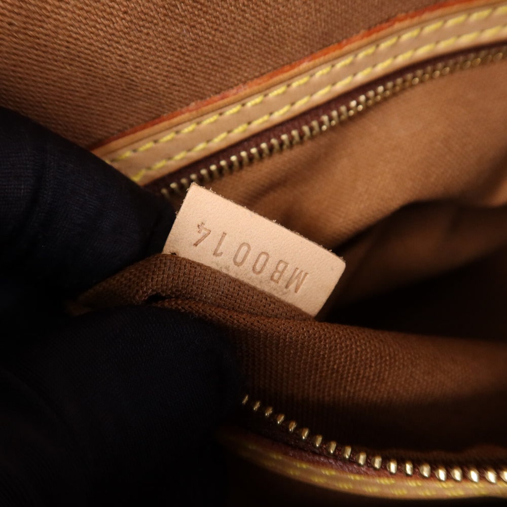 Louis Vuitton Pegase Handbag Monogram - 8