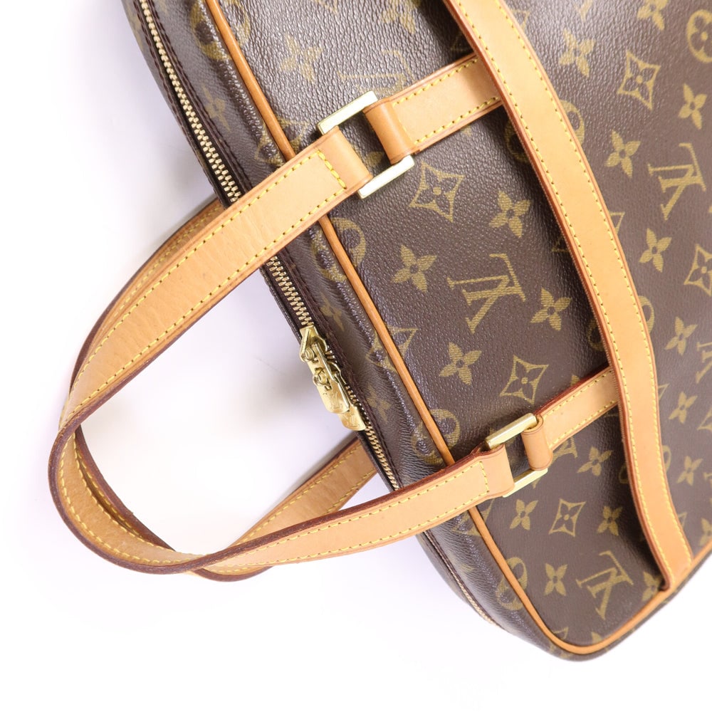 Louis Vuitton Pegase Handbag Monogram - 9
