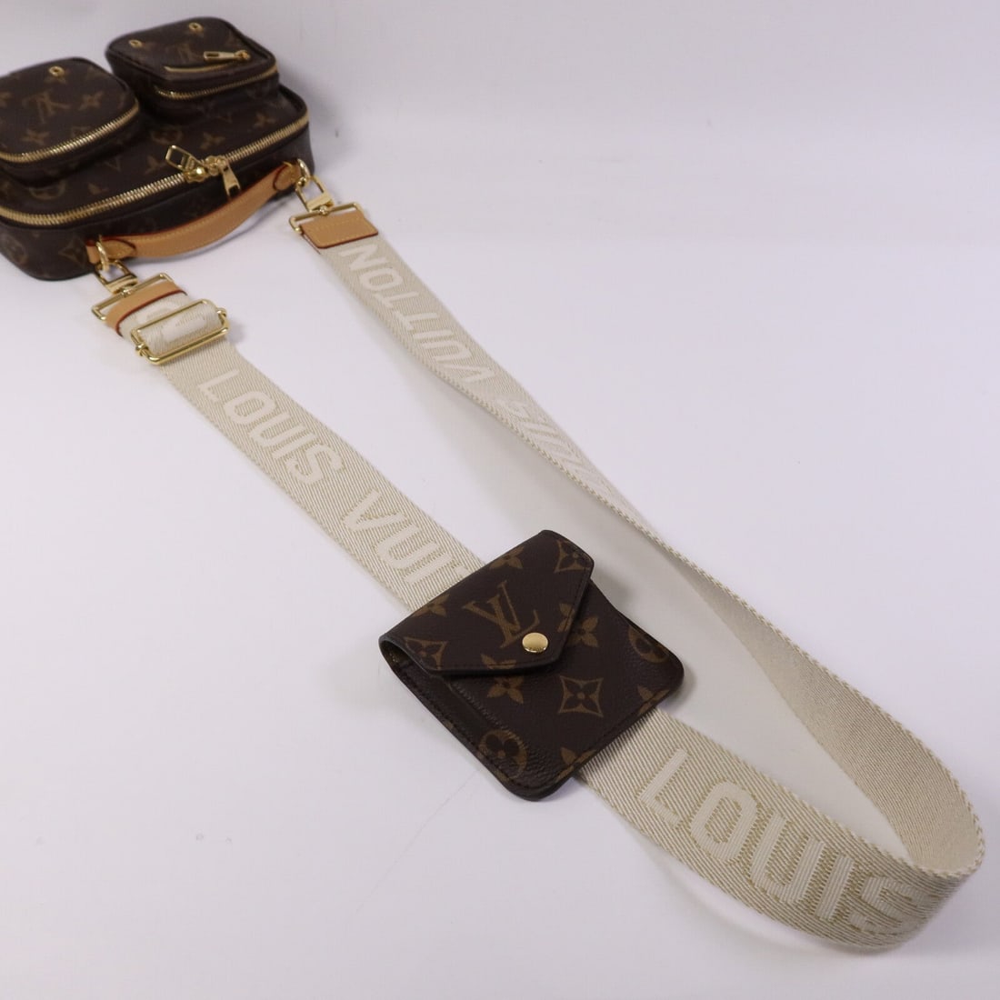 Louis Vuitton Utility 2 Way Bag - 8