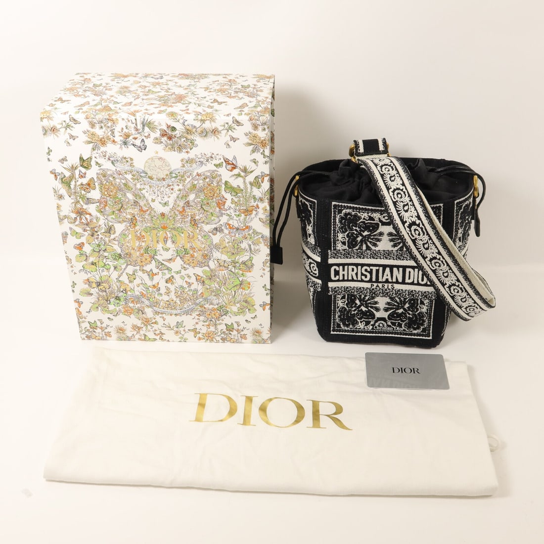 Dior D Bubble Bucket Bag - 10
