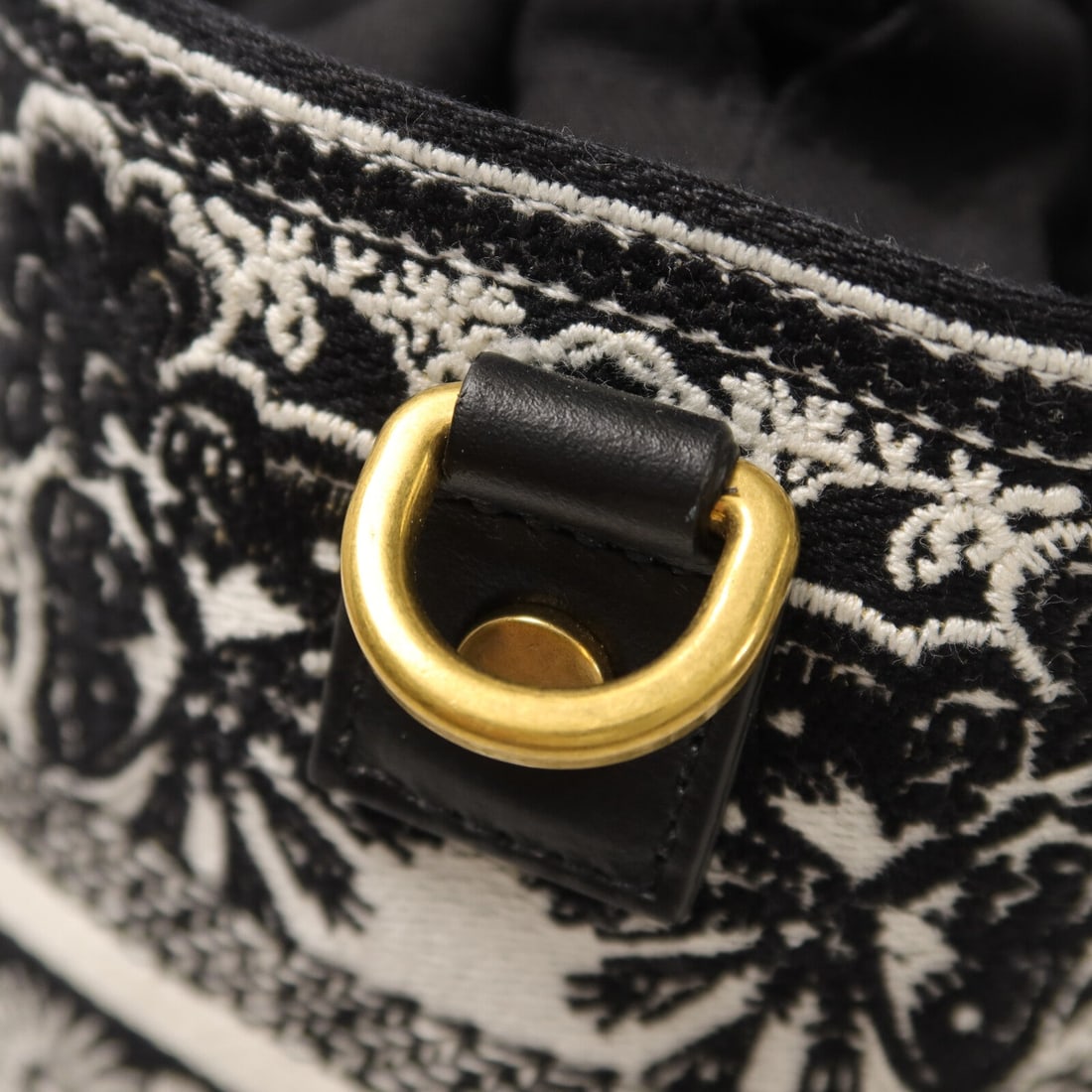 Dior D Bubble Bucket Bag - 11