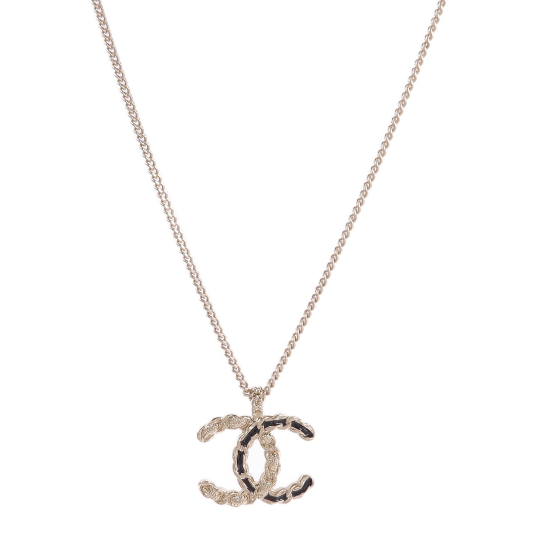 Chanel CC Metal Gold Black Necklace: CC necklace in gold tone metal with black detail.