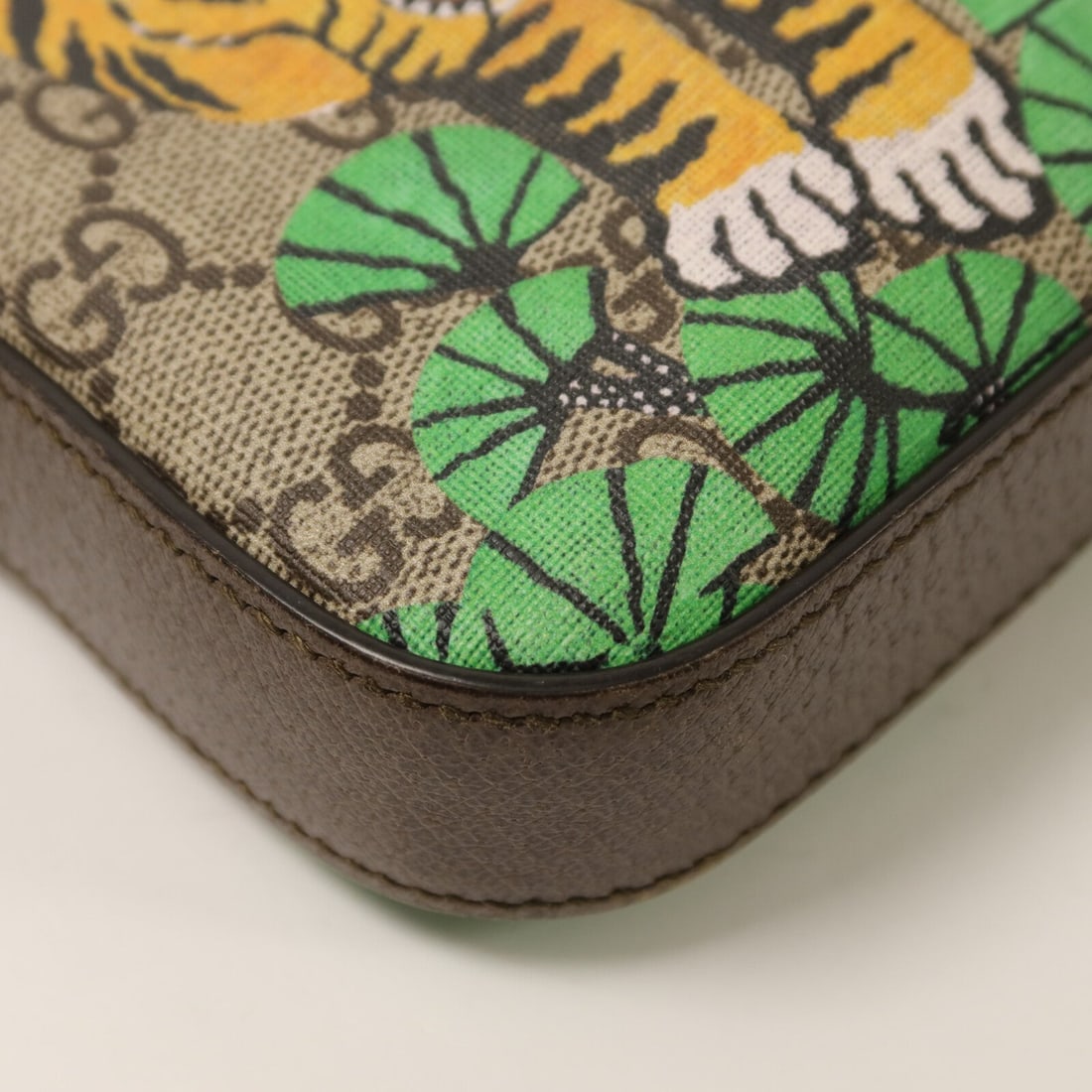 Gucci Bengal Tiger Messenger - 11