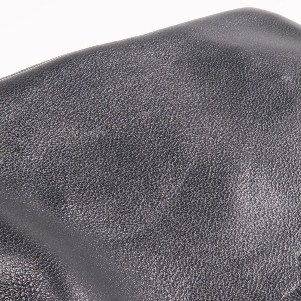 Valentino Lambskin Pouch Black - 17