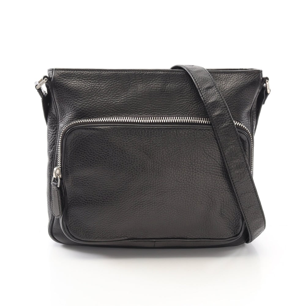 Prada Leather Shoulder Black: Prada Shoulder Bag. Color: Black. Material: Leather. Size: 29 X 27 X 3.5 Cm. Strap: 117-126 Cm.