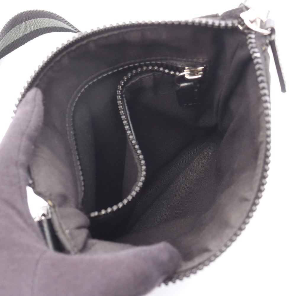 Gucci GG Pattern Shoulder Bag Black - 3