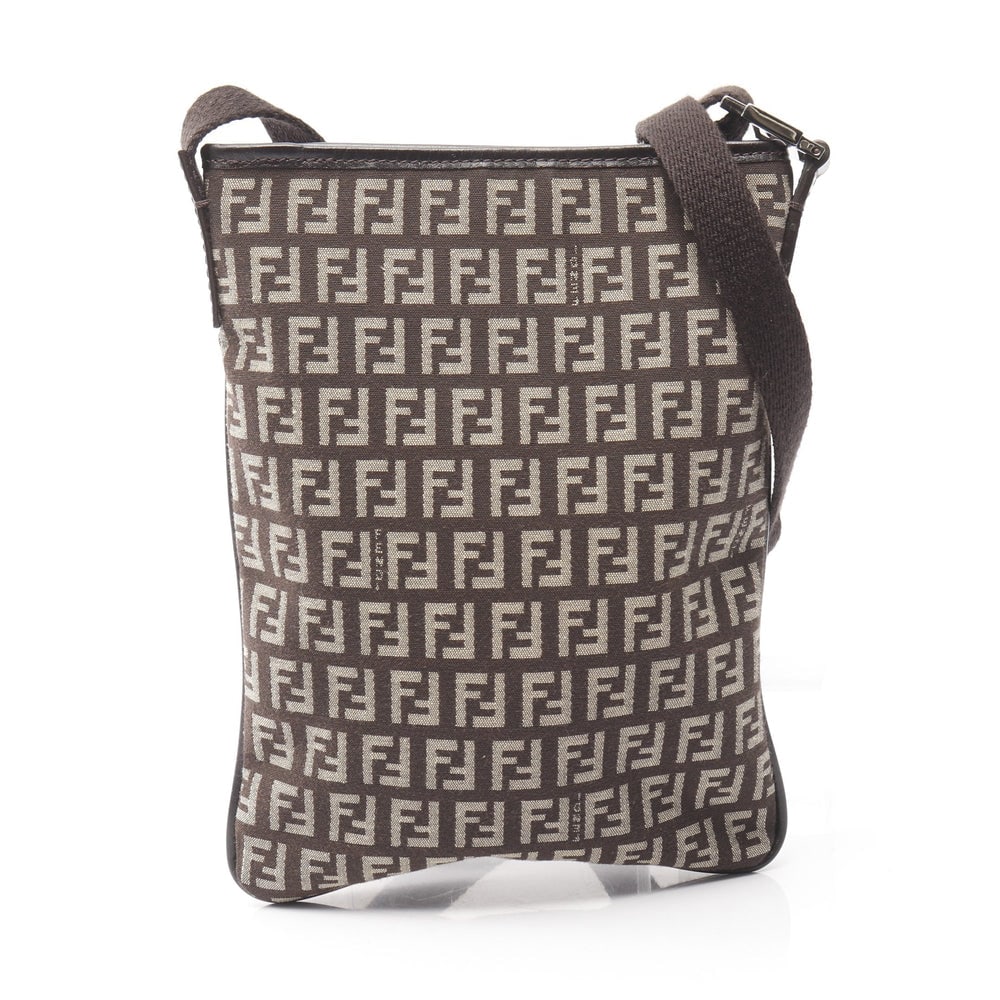 Fendi Zucchino Canvas Shoulder Bag: Authentic and authenticated Fendi Zucchino shoulder bag in dark brown and beige canvas leather. Model 8BT079. Approx. 25H x 18/18.5W x 1D cm with 69-126 cm strap.