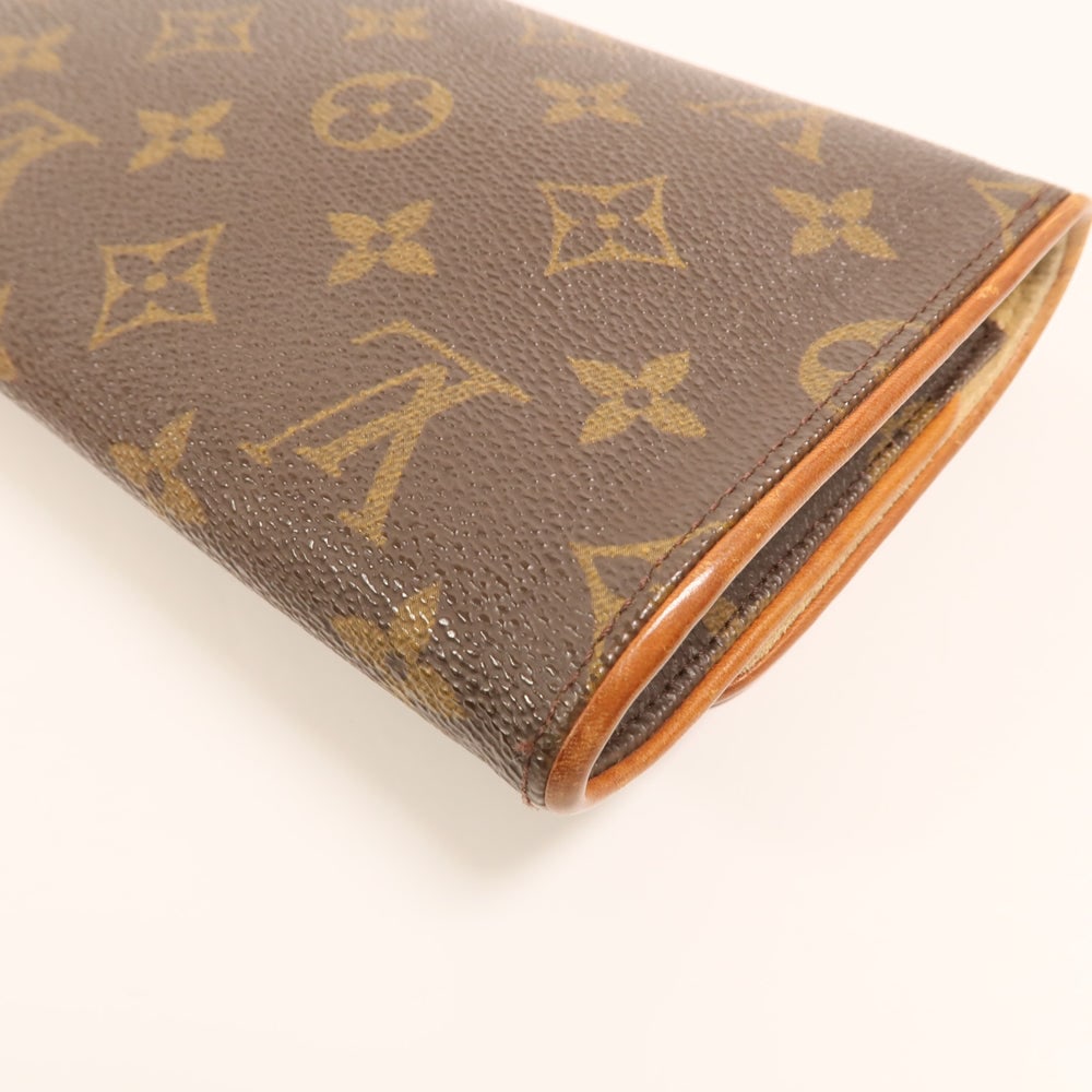 LV Pochette Twin GM Monogram - 11
