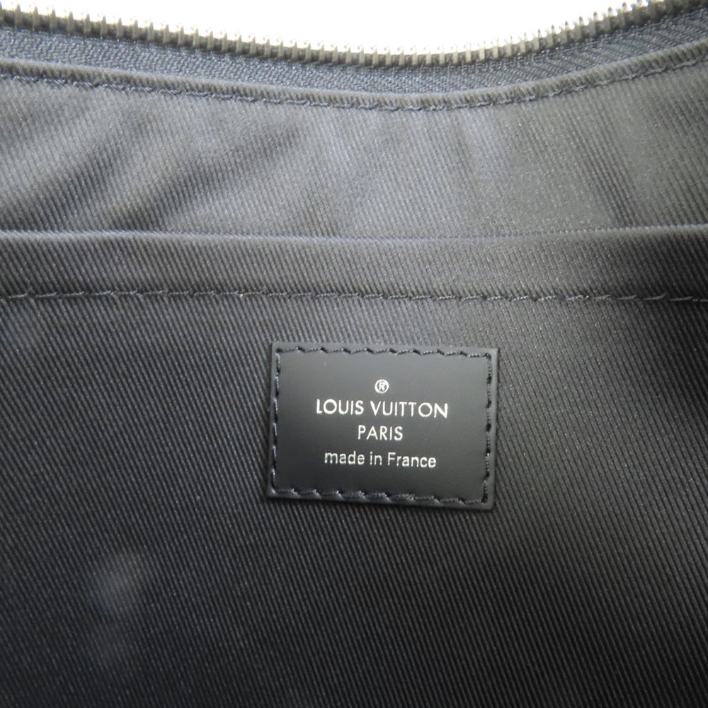 Louis Vuitton Discovery Pochette - 9