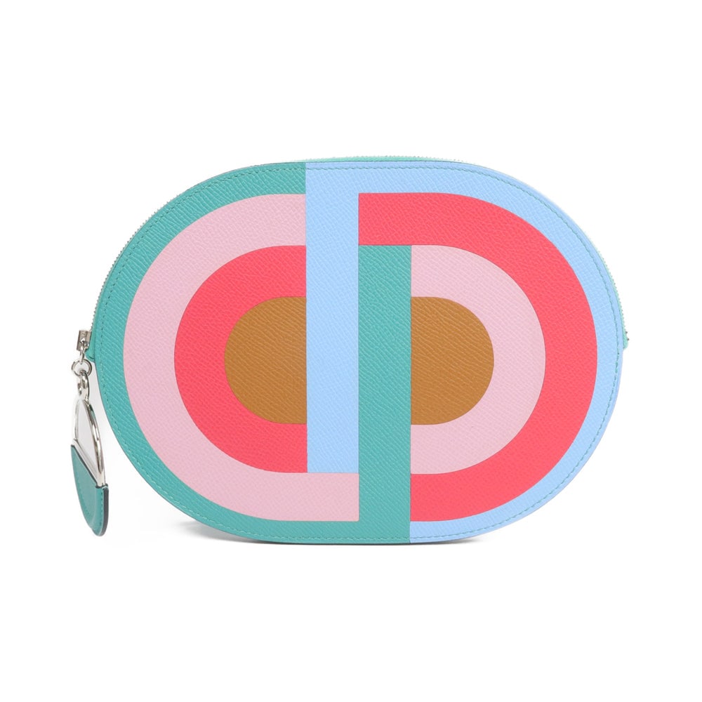 Hermes In-The-Loop To Go Pouch: Authentic and authenticated Hermes In-The-Loop To Go pouch clutch in green multicolor Epsom calfskin. Product D NN 008 ICD stamped, made in 2019. W20.5 x H14.5 x D1.5 cm with 32 cm handle.