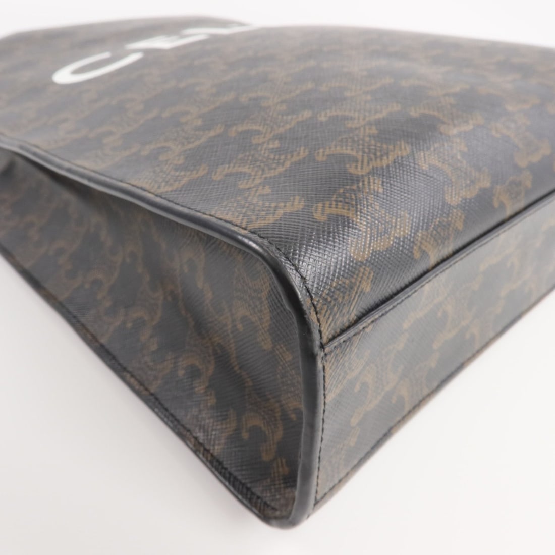 Celine Triomphe Cabas Vertical - 12