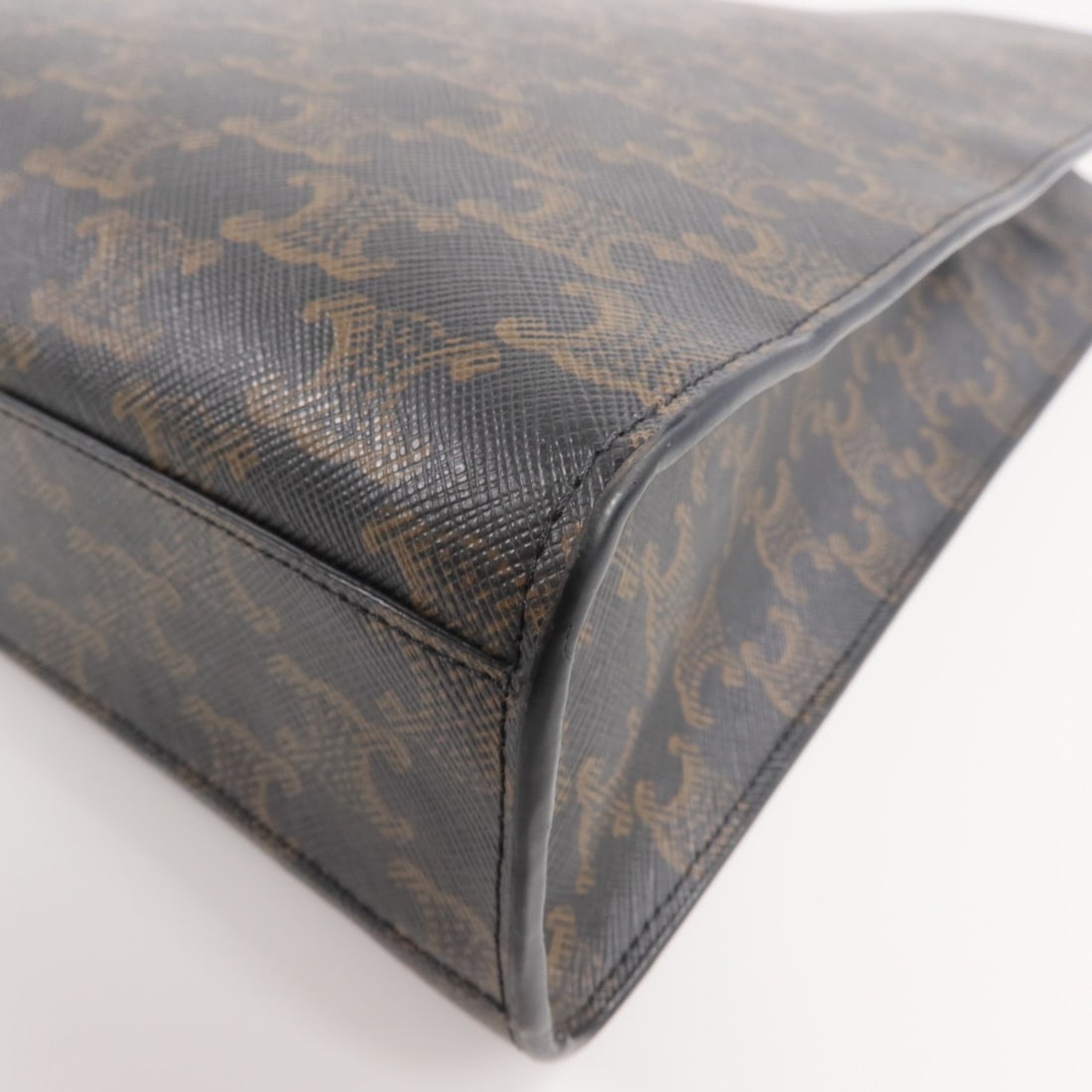 Celine Triomphe Cabas Vertical - 13