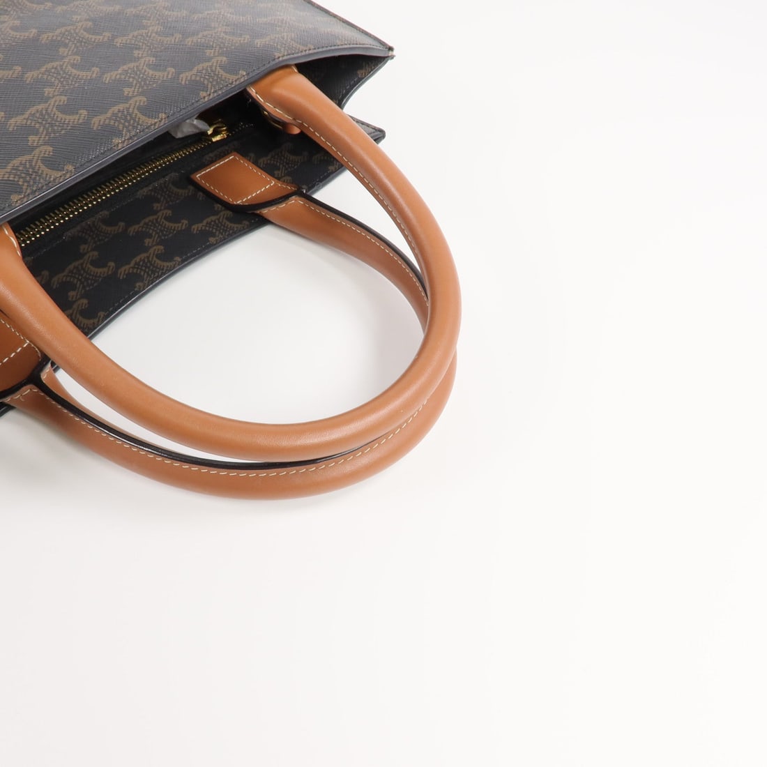 Celine Triomphe Cabas Vertical - 7
