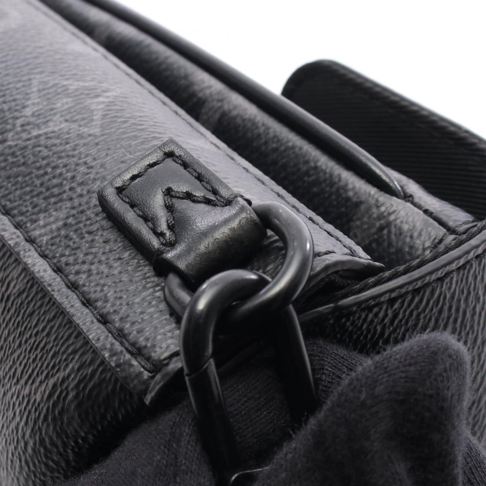 LV S-Lock Vertical Wallet Eclipse - 6