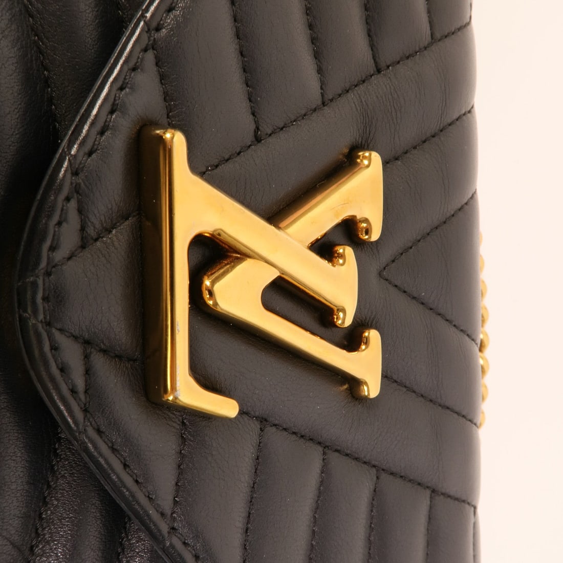 Louis Vuitton New Wave MM - 7