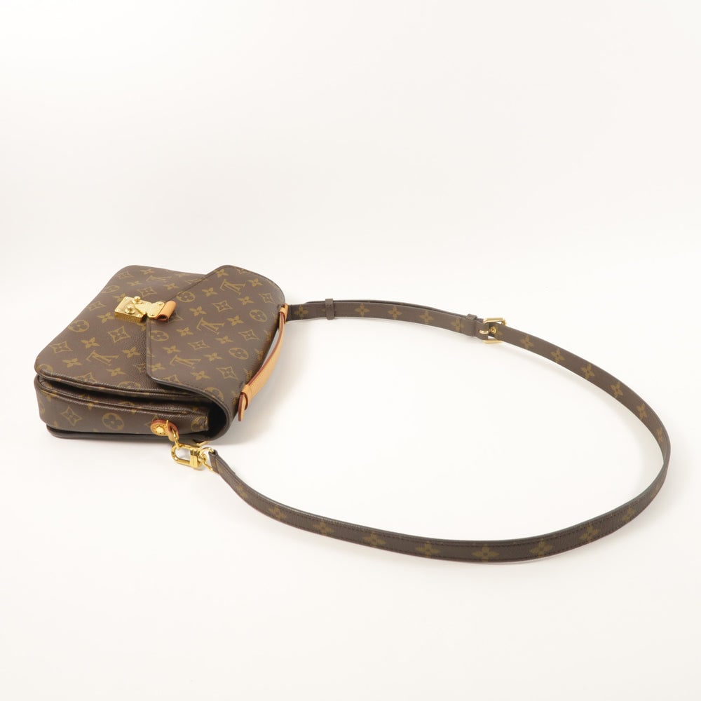 LV Pochette Metis Brown - 9