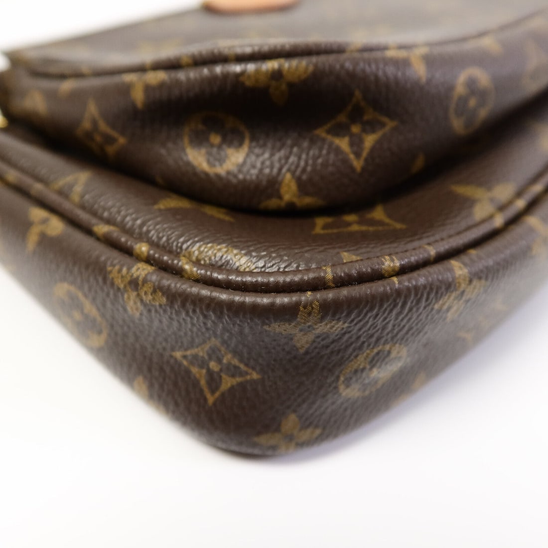 Louis Vuitton Multi Pochette - 10