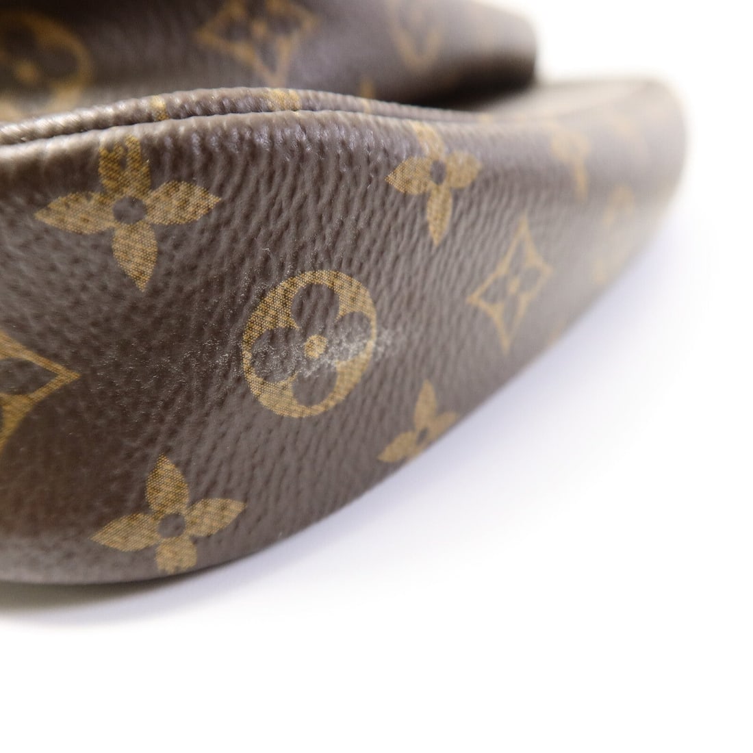 Louis Vuitton Multi Pochette - 17