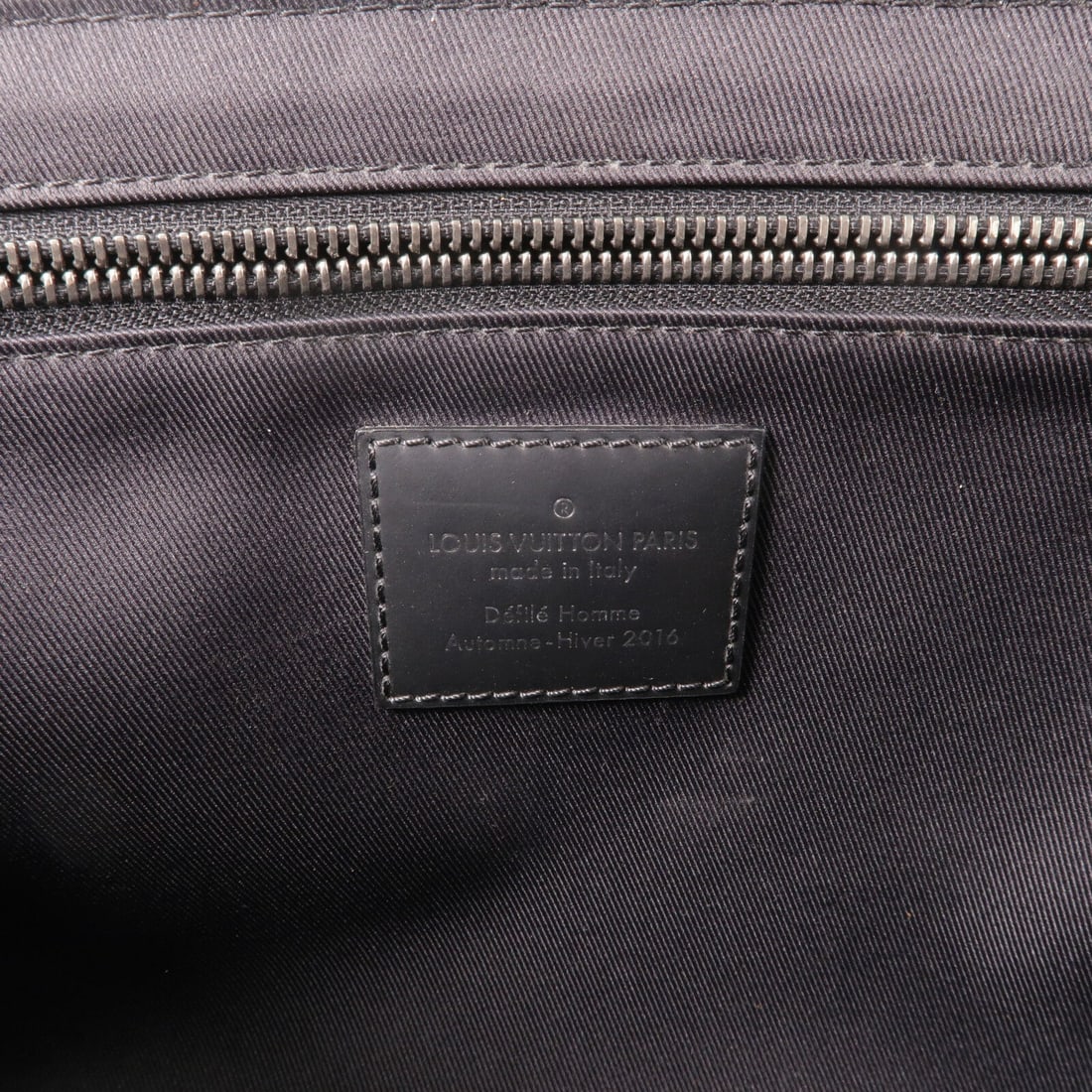 Louis Vuitton Voyager PM - 6